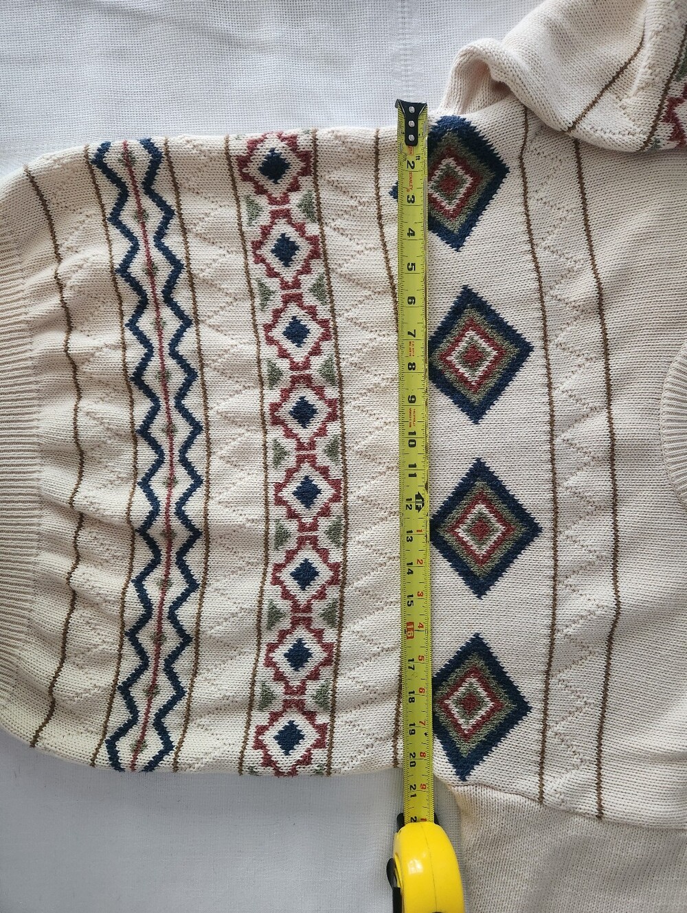 Riggins Geometric Pattern Knit Sweater - Picture 5 of 11